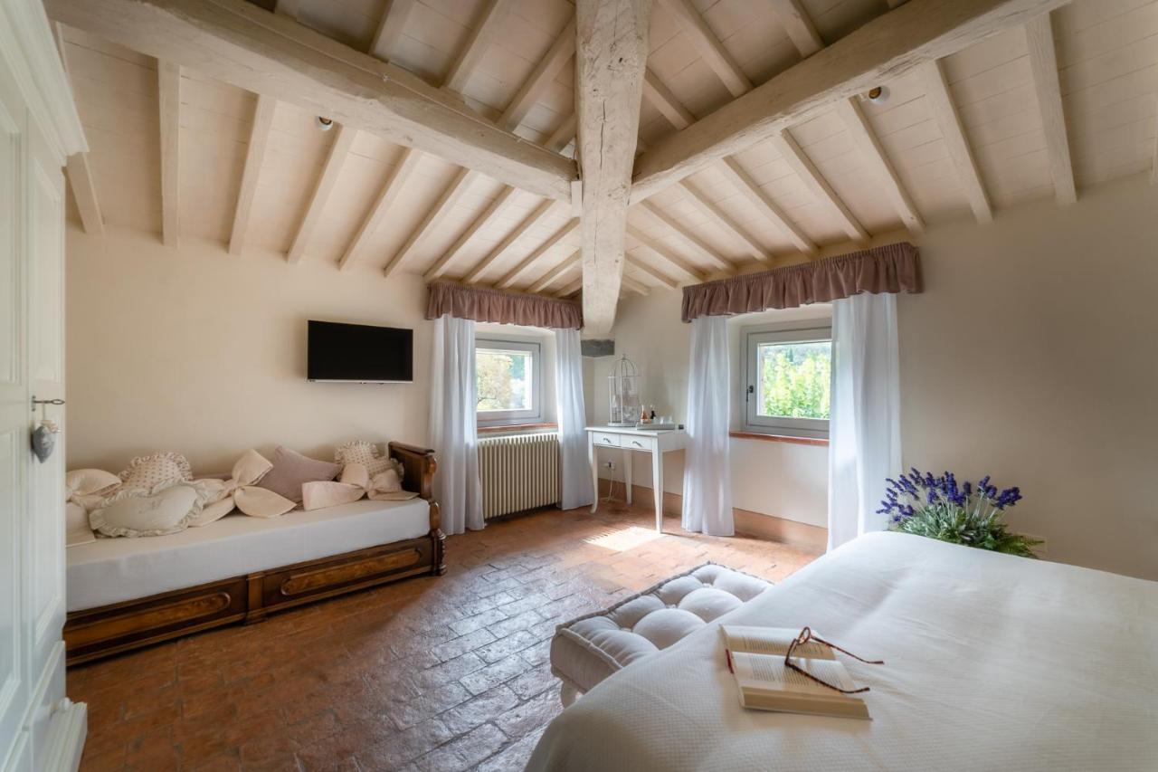 Relais Maria Cristina Bed & Breakfast Chianni Luaran gambar